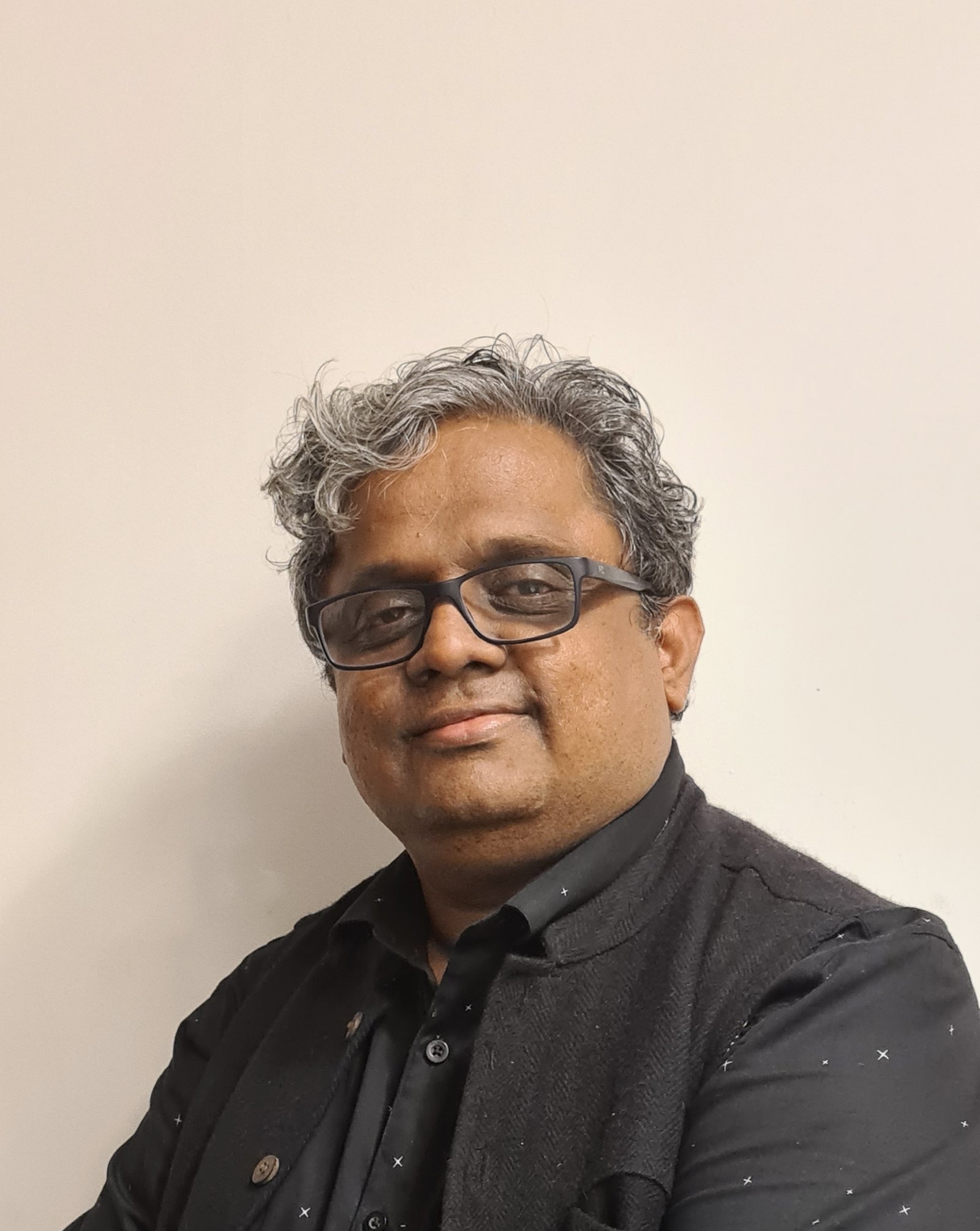 Dr. Sujit Kumar